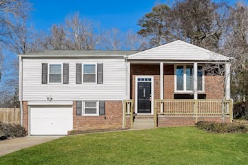 4010 Sedgewood Ln Greensboro, NC 27407